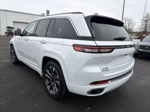2023 Jeep Grand Cherokee 4xe Overland