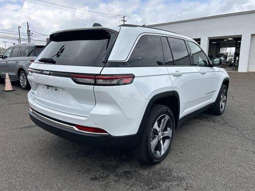 2022 Jeep Grand Cherokee 4xe Base