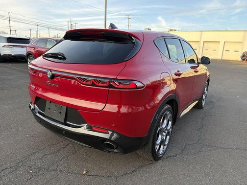 2024 Alfa Romeo Tonale Veloce EAWD