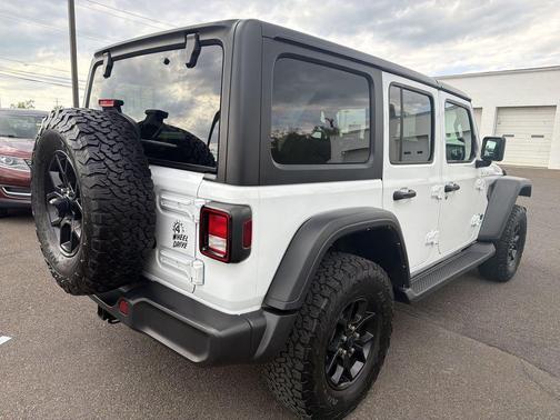 Bright White Clearcoat 2024 Jeep Wrangler 4xe Willys