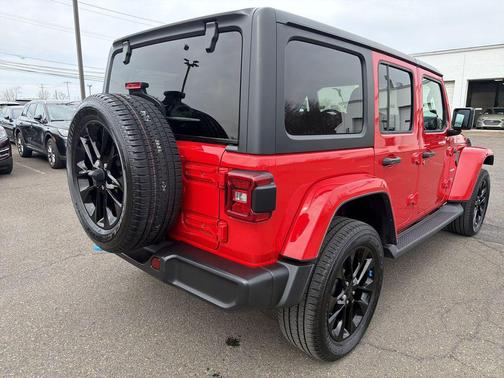 2023 Jeep Wrangler 4xe Sahara