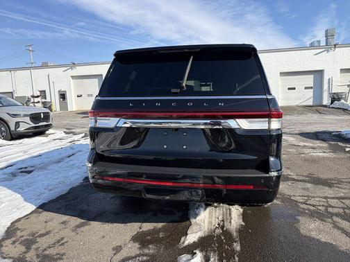 2023 Lincoln Navigator Reserve