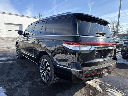 2023 Lincoln Navigator Reserve