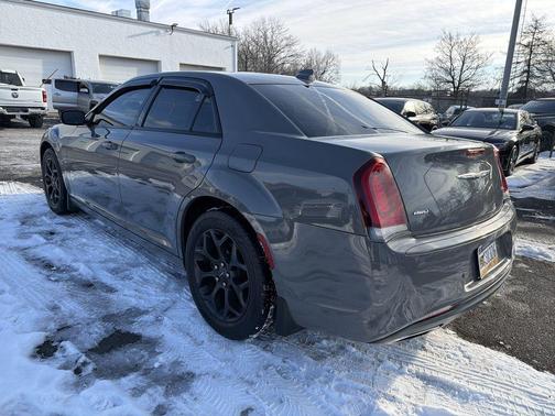 2019 Chrysler 300 S
