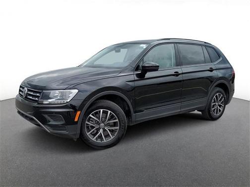 Photo 1 of 32 of 2021 Volkswagen Tiguan 2.0T S