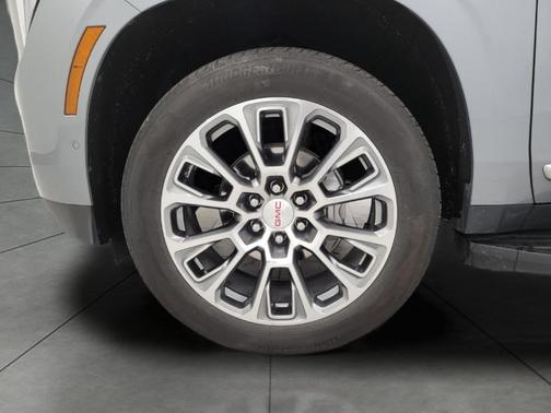Sterling Metallic 2025 GMC Yukon XL Denali