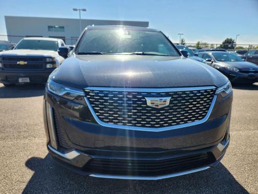 2025 Cadillac XT6 Premium Luxury AWD