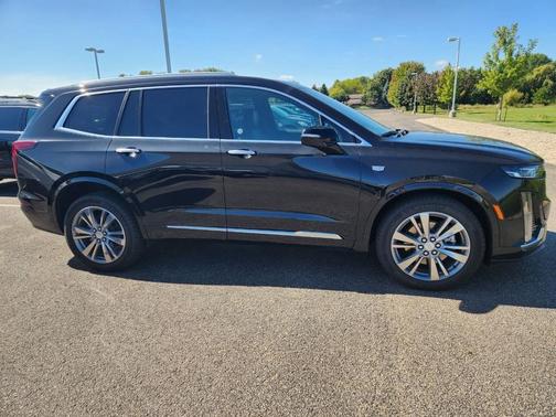 2025 Cadillac XT6 Premium Luxury AWD