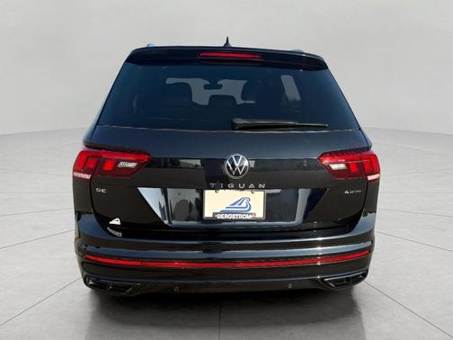 2022 Volkswagen Tiguan 2.0T SE R-Line Black 4MOTION