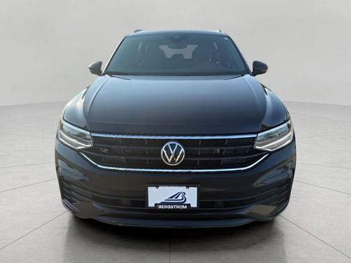 2022 Volkswagen Tiguan 2.0T SE R-Line Black 4MOTION