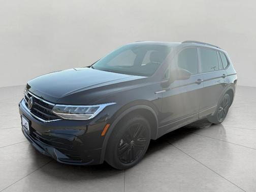 2022 Volkswagen Tiguan 2.0T SE R-Line Black 4MOTION