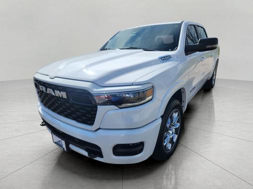 Bright White Clearcoat 2025 RAM 1500 Big Horn/Lone Star