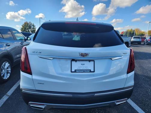 2025 Cadillac XT5 Premium Luxury