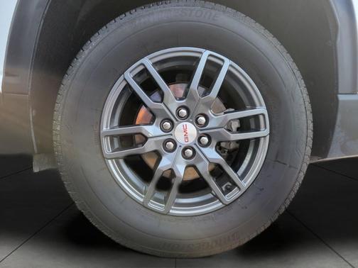 2025 GMC Acadia AWD Elevation