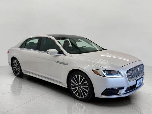 2019 Lincoln Continental Select