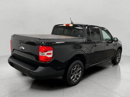 SHADOW BLACK 2022 Ford Maverick XLT