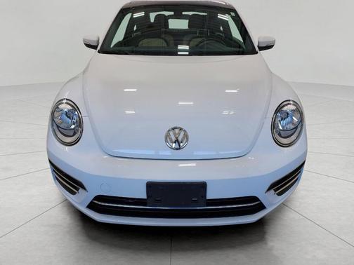 2019 Volkswagen Beetle 2.0T SE