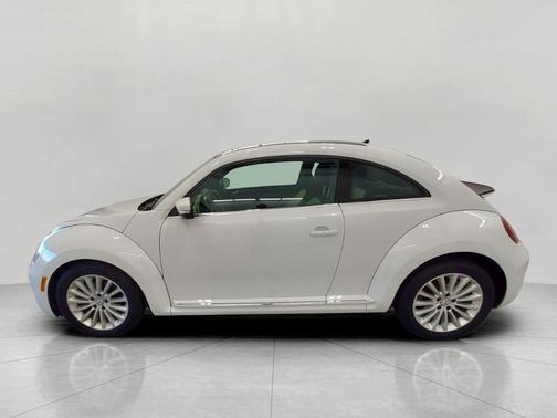2019 Volkswagen Beetle 2.0T SE