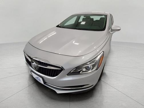 2017 Buick LaCrosse Essence