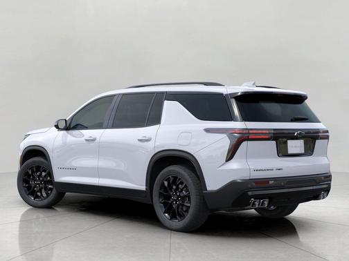 Polar White Tricoat 2026 Chevrolet Traverse LT