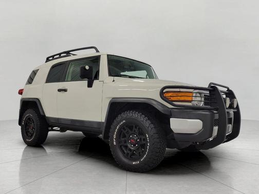 Iceberg White 2013 Toyota FJ Cruiser Base