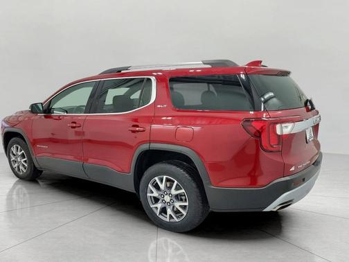 Volcanic Red Tintcoat 2023 GMC Acadia AWD SLT