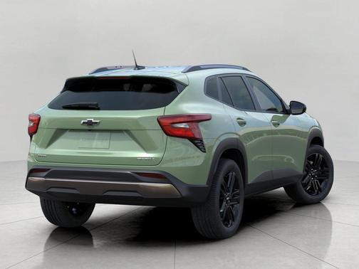 Cacti Green 2026 Chevrolet Trax FWD ACTIV