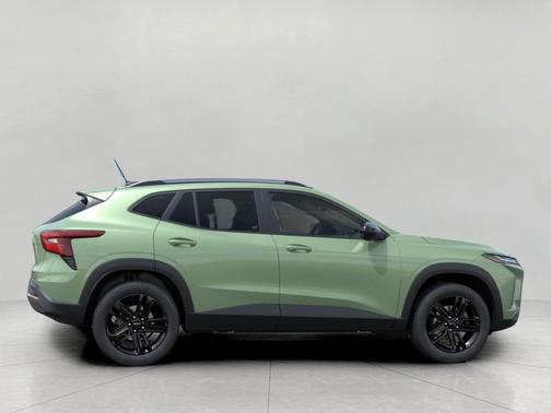 Cacti Green 2026 Chevrolet Trax FWD ACTIV