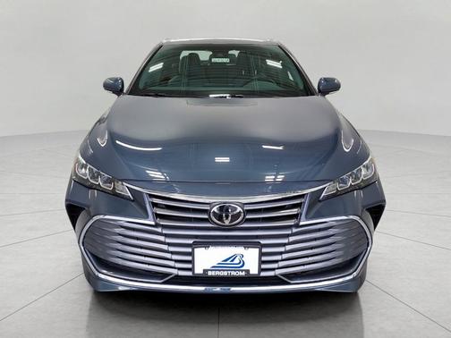 2019 Toyota Avalon XLE