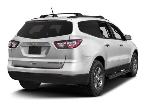 Summit White 2017 Chevrolet Traverse 2LT