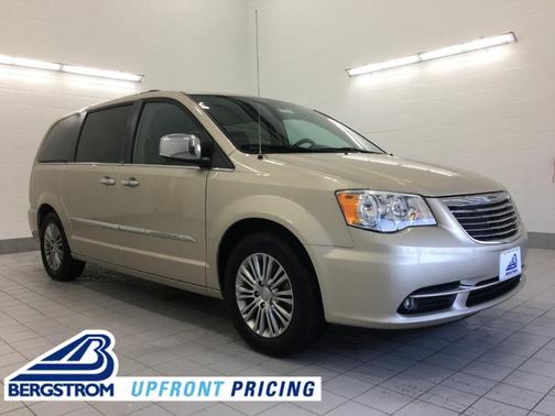 Photo 1 of 24 of 2014 Chrysler Town & Country Touring-L