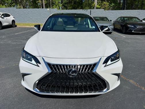 2025 Lexus ES 350 Base