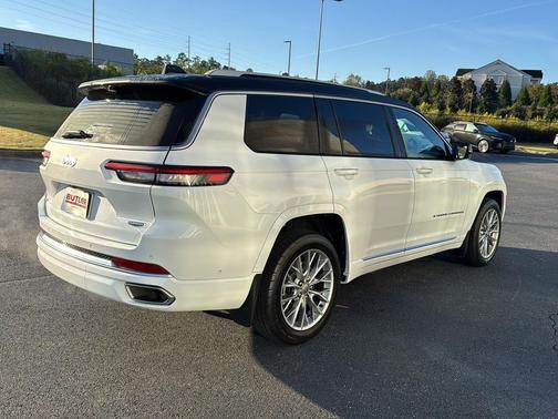 2022 Jeep Grand Cherokee L Summit