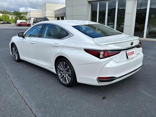 2021 Lexus ES 300h Base