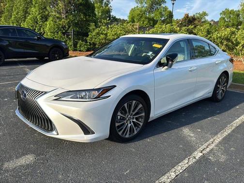 2021 Lexus ES 300h Base