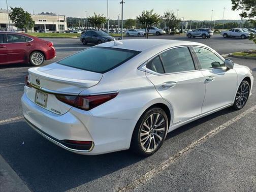 2021 Lexus ES 300h Base