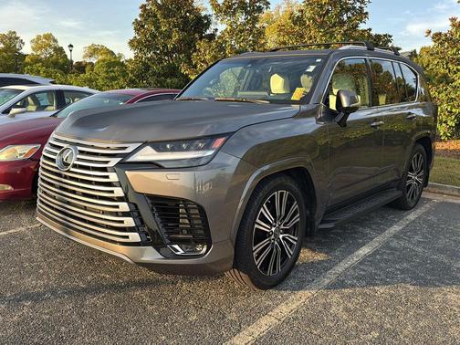 2022 Lexus LX 600 Luxury