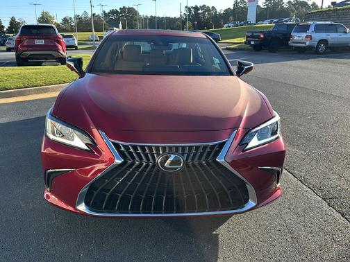 2025 Lexus ES 300h Luxury