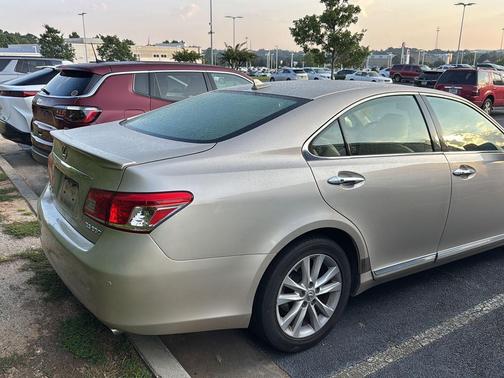 2010 Lexus ES 350 Base