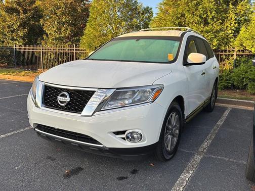 2016 Nissan Pathfinder SL