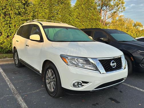 2016 Nissan Pathfinder SL