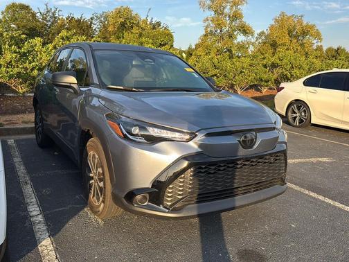 2025 Toyota Corolla Hybrid SE