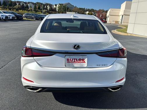 2025 Lexus ES 350 Base