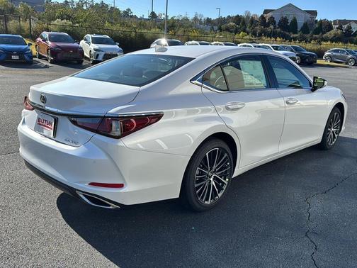 2025 Lexus ES 350 Base