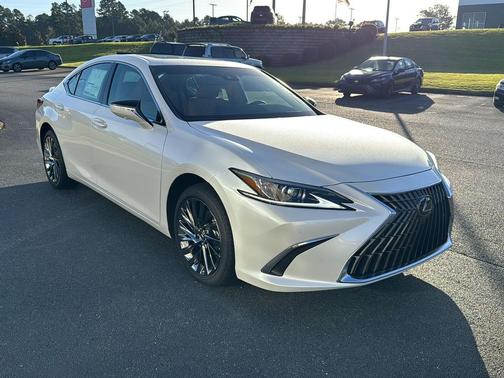 2025 Lexus ES 300h Luxury