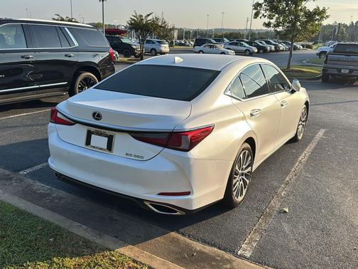 2020 Lexus ES 350 Base