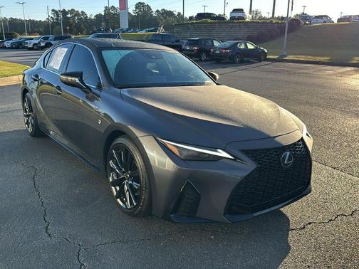 2022 Lexus IS 350 Base