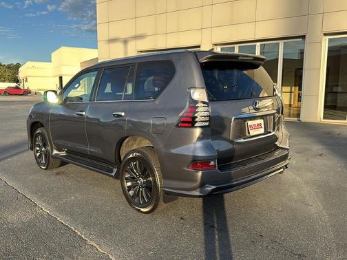 2023 Lexus GX 460 Premium