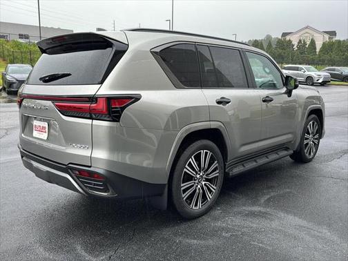 2025 Lexus LX 600 Luxury