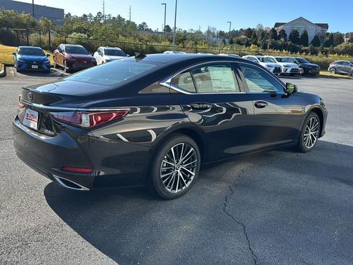 2025 Lexus ES 350 Base